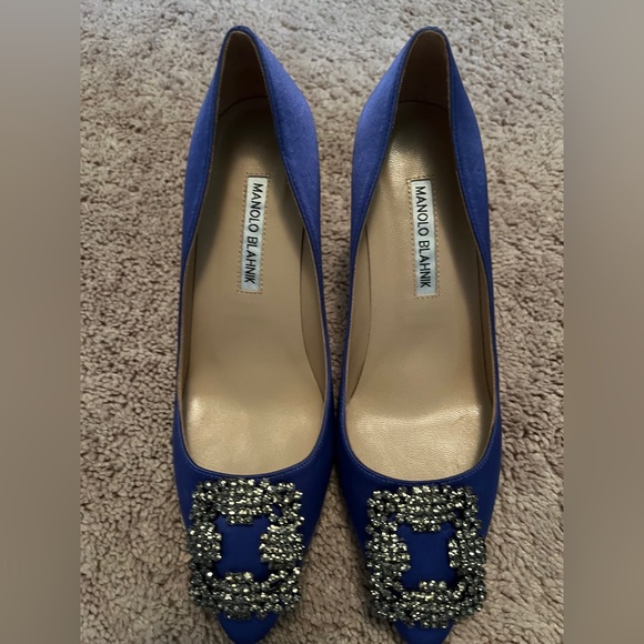 Manolo Blahnik Shoes - NWT Manolo Blahnik Hangisi 105 Embellished Satin Pumps - Blue, Size 8